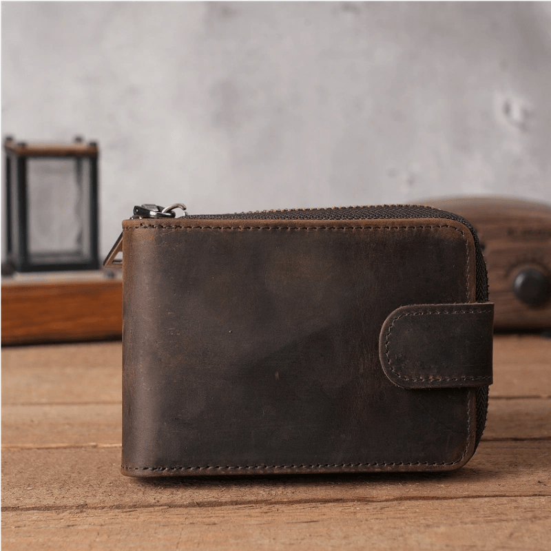 Crazy Horse Leather ID Card Holder - DOROCHEY